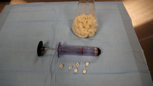 XStat is a first-in-kind hemostatic device for the treatment of gunshot and shrapnel wounds on the battlefield …